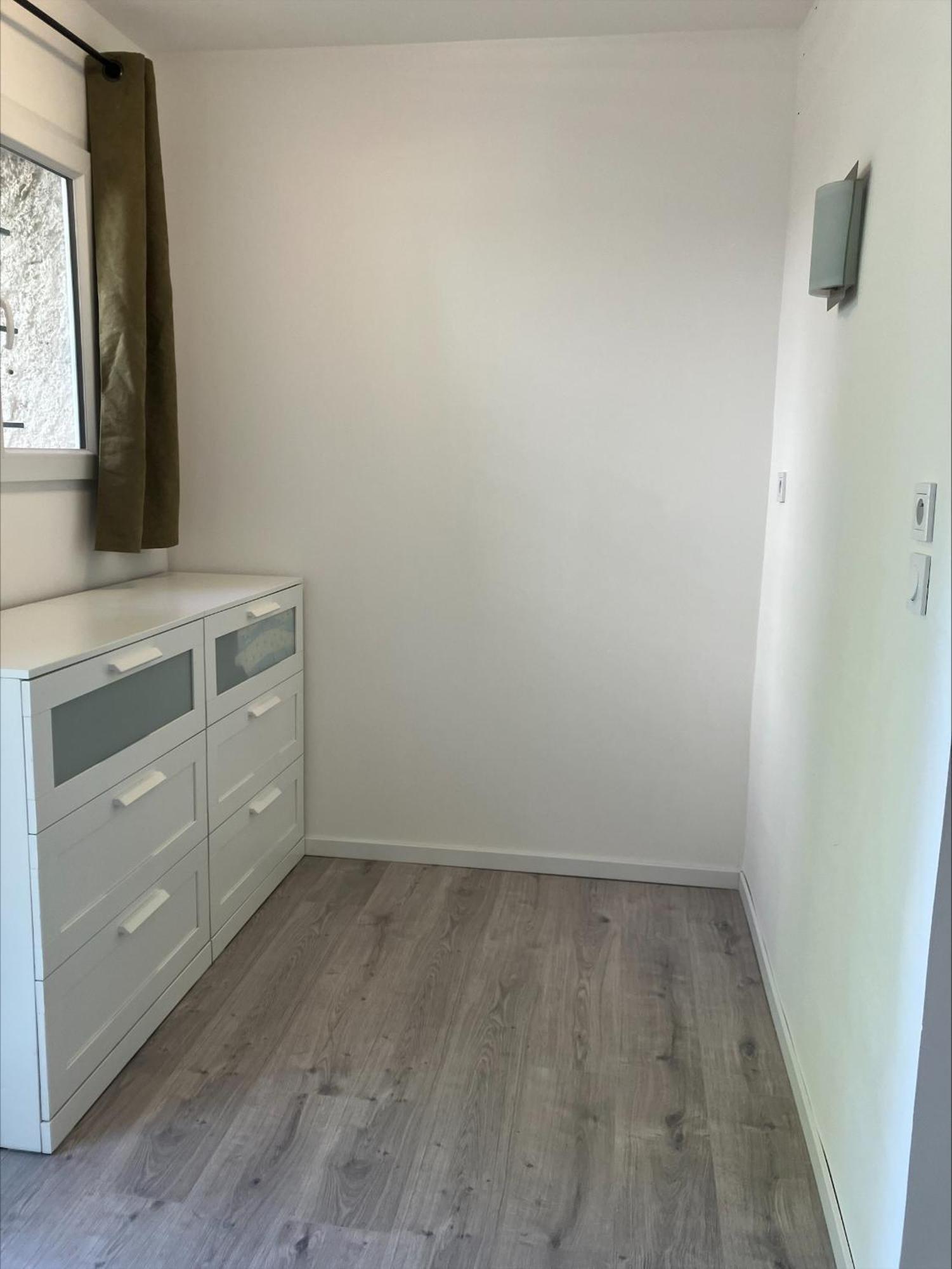 Apartment Thyziri